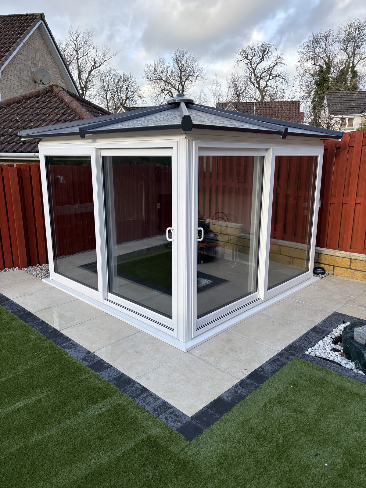 Garden-room solar control