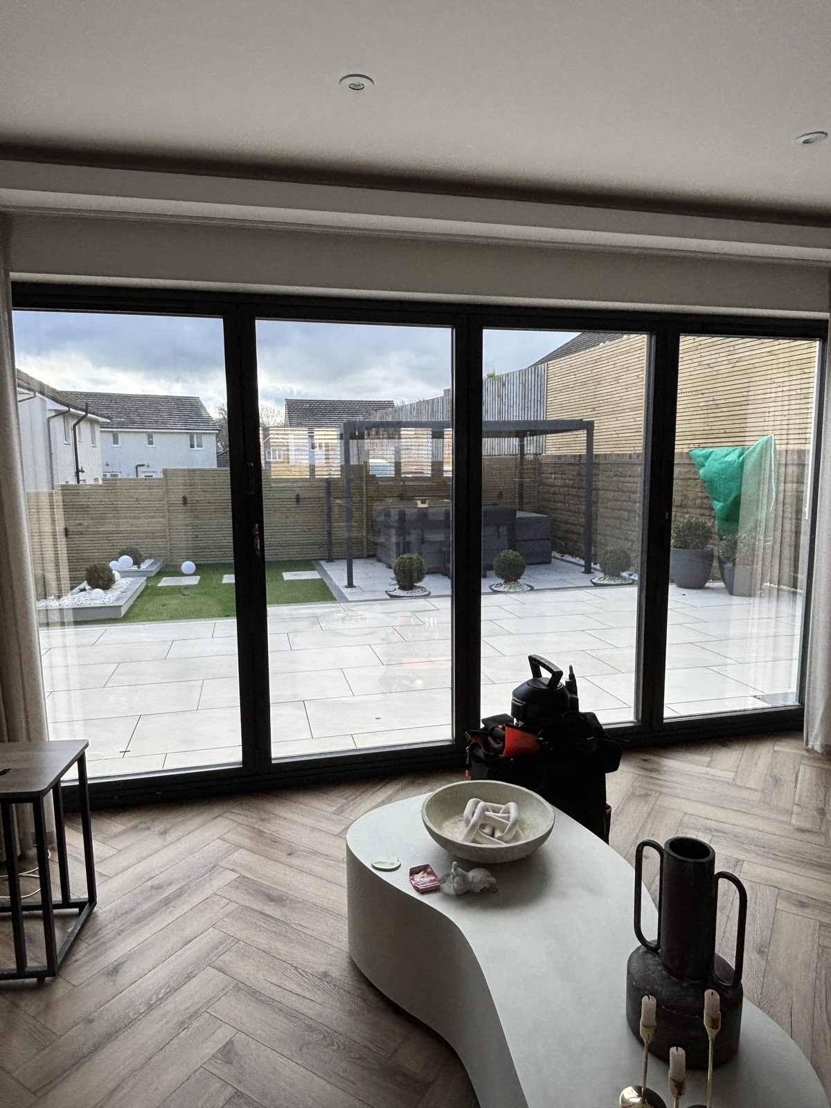Family living room, solar control