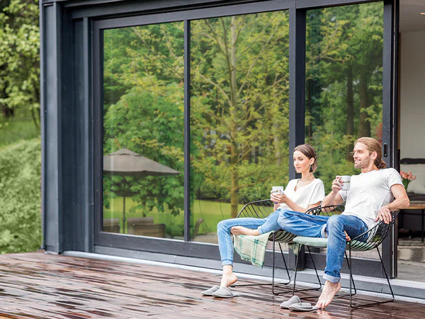 Read more about the article How Privacy Film Improves Home Comfort