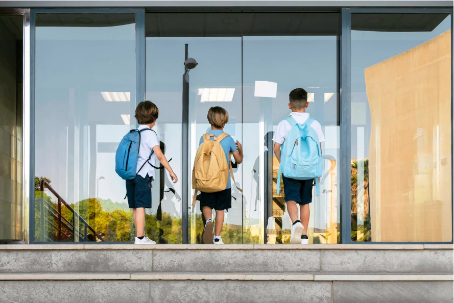 Read more about the article Window Tinting Solutions for Glass Doors