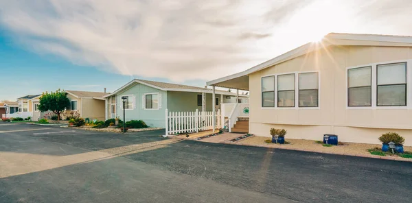 Read more about the article Tinting Park Homes with Privacy Window Film